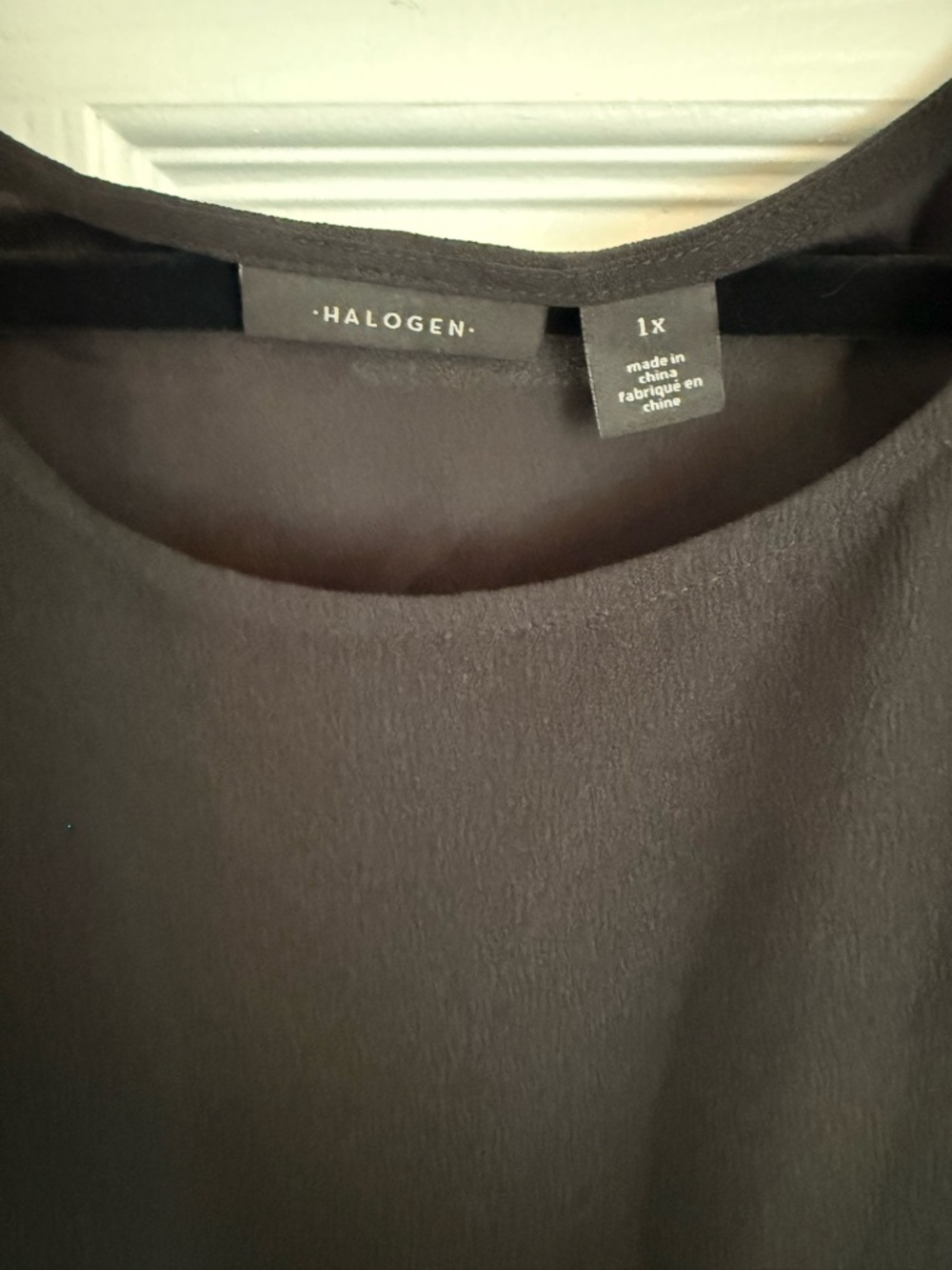 Halogen Black Sleeveless Round-Neck Tank